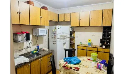 Apartamento Amplo 02 dormitórios , Bairro Guilhermina, Praia Grande SP.