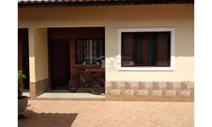 Casa em condomínio fechado , 01 dormitório, Jd Imperador, Praia Grande