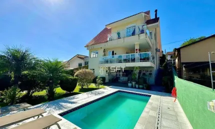 Casa com 4 dormitórios à venda, 460 m² por R$ 2.900.000,00 - Vista Alegre - Curitiba/PR