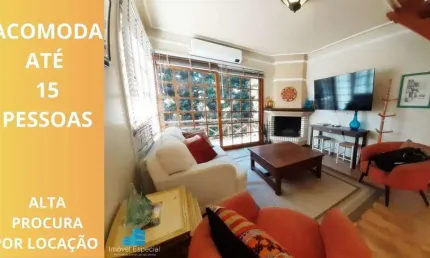 Apartamento com 4 dormitórios , muito espaço e localização Central no Bairro Planalto em Gramado