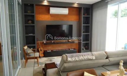 Casa para venda em condomínio, sobrado,totalmente mobiliado,localizada na melhor região de Paulínia, equipada com eletrodomésticos,lavabo,despensa,piscina,lazer no condomínio.Oportunidade!