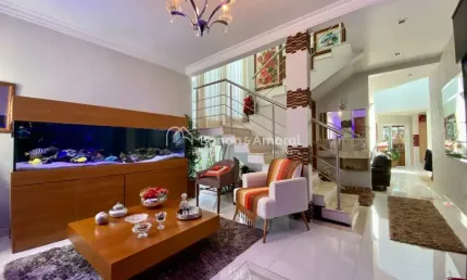 Casa à venda com 3 quartos e 5 banheiros no swiss park em campinas - sp