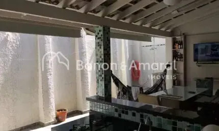 Casa de Condomínio com 3 Quartos e 4 banheiros à Venda, 170 m² por R$ 1011.000