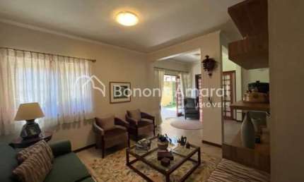 Casa de Condomínio com 5 Quartos e 5 banheiros à Venda, 274 m² por R$ 1.600.000