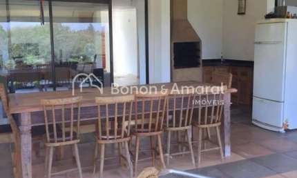 Lindo sobrado estilo rústico à venda com 236m² de construção