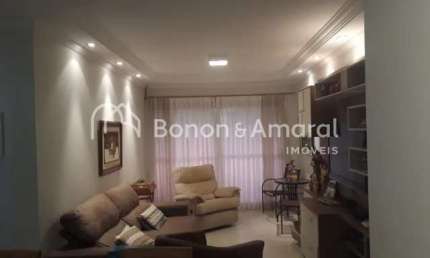 Apartamento com 3 Quartos e 3 banheiros à Venda, 102 m² por R$ 530.000
