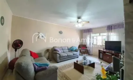 Casa térrea à venda, com 220m² de área construída, Parque Taquaral