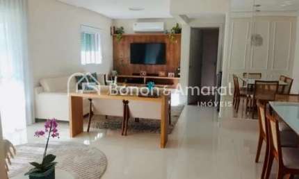 Apartamento com 3 Quartos e 5 banheiros à Venda, 131 m²