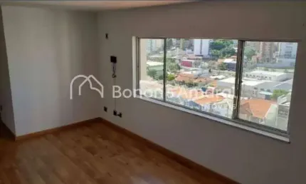 Apartamento com 3 Quartos e 2 banheiros à Venda, 110m² por R$ 630.000
