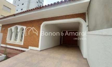 Venda de casa com 3 quartos sendo 1 suíte 3 banheiro em 168m² no Jardim Flamboyant