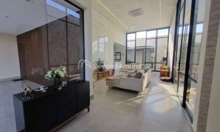Casa a venda com 3 suítes em Jardim Ypê, Paulínia - SP