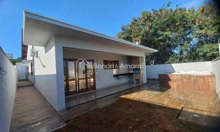 Casa assobradada à venda com 04 quartos no Condomínio Villa Franca no bairro Betel em Paulínia SP