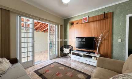 Casa a Venda no Bairro Parque Bom Retiro - Paulínia
