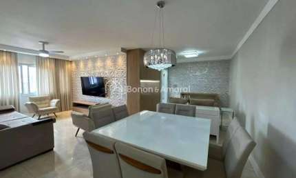 Apartamento com 3 quartos e 1 suíte, reformado e pronto para morar com 121 m²