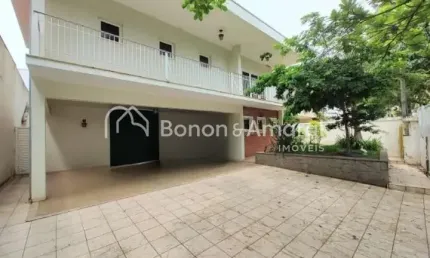 Sobrado com 4 Quartos à venda, 264m² - Jardim Nossa Senhora Auxiliadora