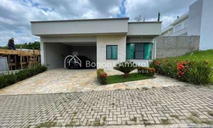 Casa Térrea com 3 Dormitórios, Espaço Gourmet e 4 Vagas no Condomínio Porto do Sol em Valinhos