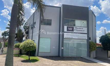 Prédio comercial com 352 m² no Jardim Ypê em Valinhos/SP