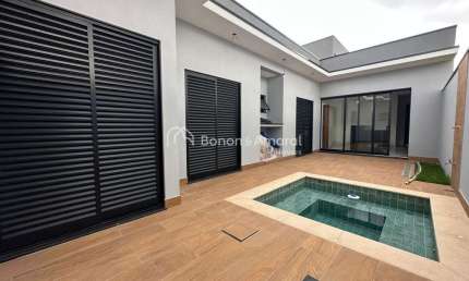 Casa térrea 03 quartos à venda no Condominio Jardim dos Lírios Paulinia/SP