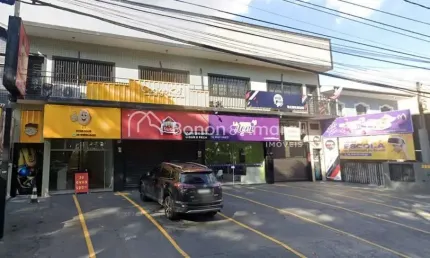 Aluga-se salão comercial em localização estratégica!