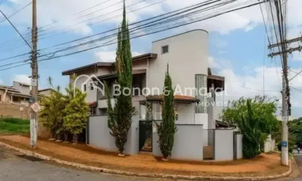 Casa com 5 Quartos à Venda no Mansões Santo Antônio