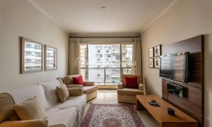 Apartamento amplo com 3 dormitórios e varanda no coração do cambuí