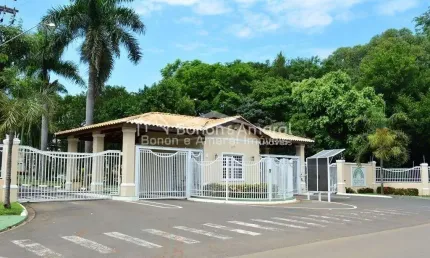 Casa térrea à venda com 3 quartos ( todos suítes) no Condomínio Aurora, Paulínia