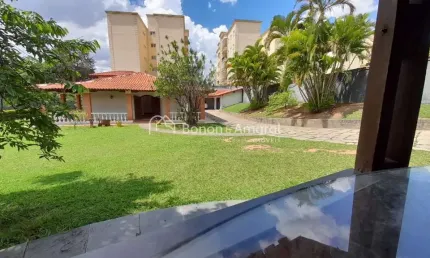 Casa com 3 quartos para alugar na Avenida Independência, 7557, Jardim São Matheus, Vinhedo