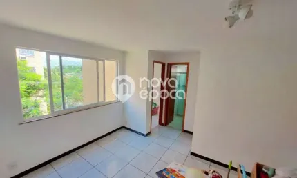 Apartamento com 2 quartos à venda na Rua Ibia, Turiaçu, Rio de Janeiro