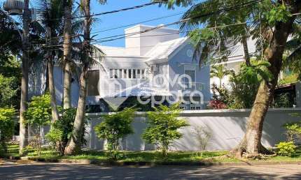Recreio dos Bandeirantes | Casa 8 quartos, sendo 4 suites