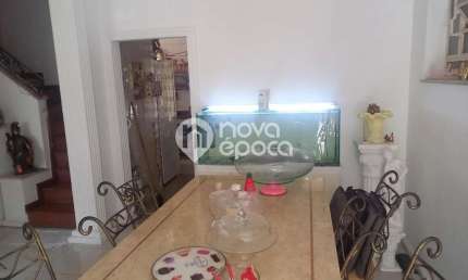 Casa com 3 quartos à venda na Rua Canavieiras, Grajaú, Rio de Janeiro