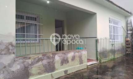 Casa com 5 quartos à venda na Rua Nossa Senhora das Graças, Ramos, Rio de Janeiro