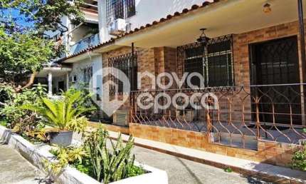 Casa em condomínio fechado com 5 quartos à venda na Rua Botucatu, Grajaú, Rio de Janeiro