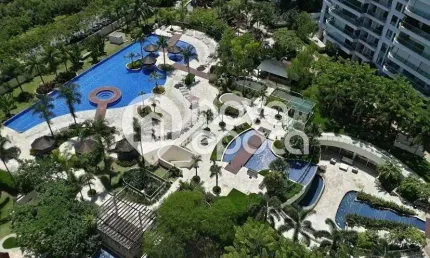 Barra da Tijuca | Apartamento 4 quartos, sendo 4 suites