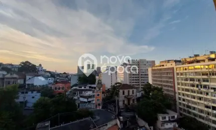 Kitnet / Stúdio à venda na Rua Taylor, Centro, Rio de Janeiro