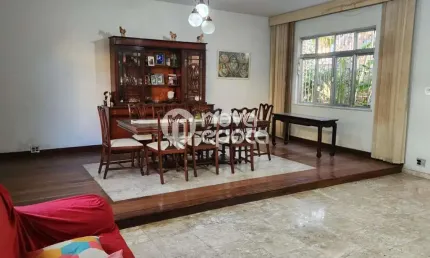 Casa com 3 quartos à venda na Rua Borda do Mato, Grajaú, Rio de Janeiro