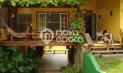 Balneário São Pedro | Casa 2 quartos, sendo 1 suite