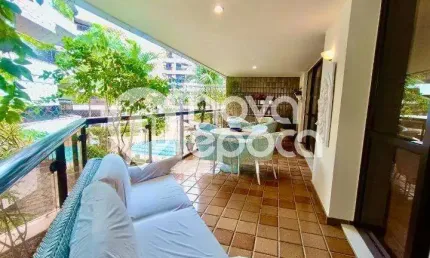 Apartamento com 3 quartos à venda na Rua General Tasso Fragoso, Lagoa, Rio de Janeiro