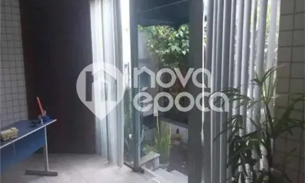 Prédio à venda na Rua Pereira Lópes, Benfica, Rio de Janeiro