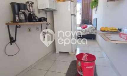Kitnet / Stúdio à venda na Rua Henrique Lacombe, Jardim Guanabara, Rio de Janeiro