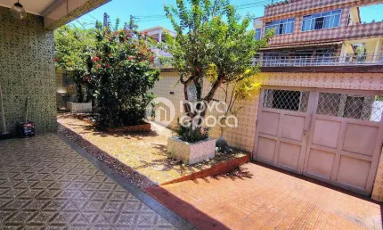 Casa em condomínio fechado com 4 quartos à venda na Rua Iguatemi, Tauá, Rio de Janeiro