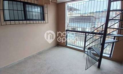 Casa com 3 quartos à venda na Rua Alberto Nepomuceno, Ramos, Rio de Janeiro
