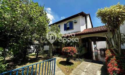 Casa em condomínio fechado com 4 quartos à venda na Rua Fritz Feigl, Jacarepaguá, Rio de Janeiro