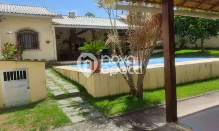 Casa com 3 quartos à venda na Rua Das Dálias, Iguabinha, Araruama