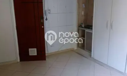 Kitnet / Stúdio à venda na Avenida Engenheiro Richard, Grajaú, Rio de Janeiro