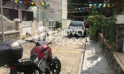 Casa em condomínio fechado com 3 quartos à venda na Rua Borda do Mato, Grajaú, Rio de Janeiro
