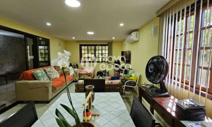 Casa em condomínio fechado com 3 quartos à venda na Rua Soldado Pedro Moreira, Pechincha, Rio de Janeiro