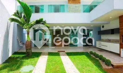 Recreio dos Bandeirantes | Casa 5 quartos, sendo 4 suites