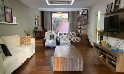 Casa com 4 quartos à venda na Rua Caruaru, Grajaú, Rio de Janeiro