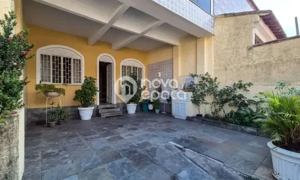 Casa com 4 quartos à venda na Rua Cruz e Sousa, Encantado, Rio de Janeiro