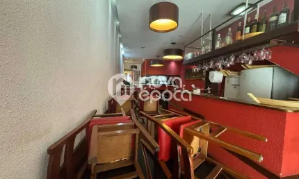 Prédio à venda na Rua Bento Lisboa, Catete, Rio de Janeiro
